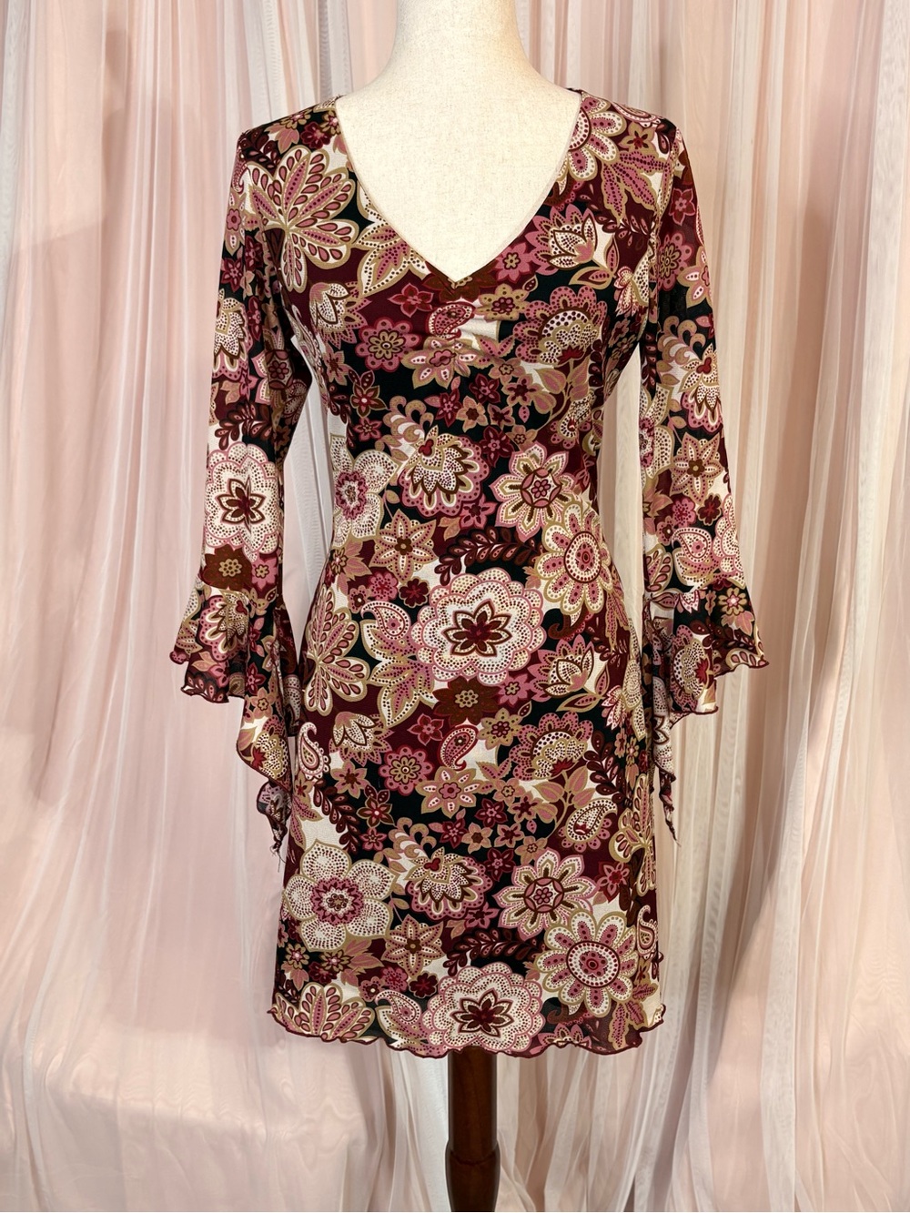 Women’s Floral V-Neck Bell Sleeve Dress in Burgundy